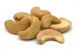 אגוזי קשיו - מלאים ברזל וחלבון