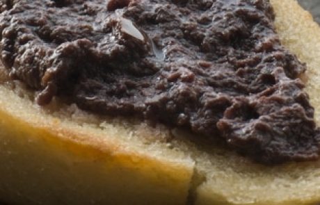 טפנד | ממרח זיתים שחורים, ממרח זיתים ירוקים – מהיר וקל להכנה